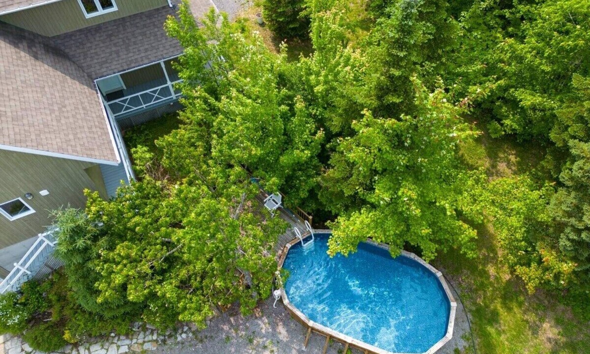 Petite-Riviere-Saint-Francois Condo | Entre Ciel et Fleuve 26C Cozy condo ambiance, Pool
