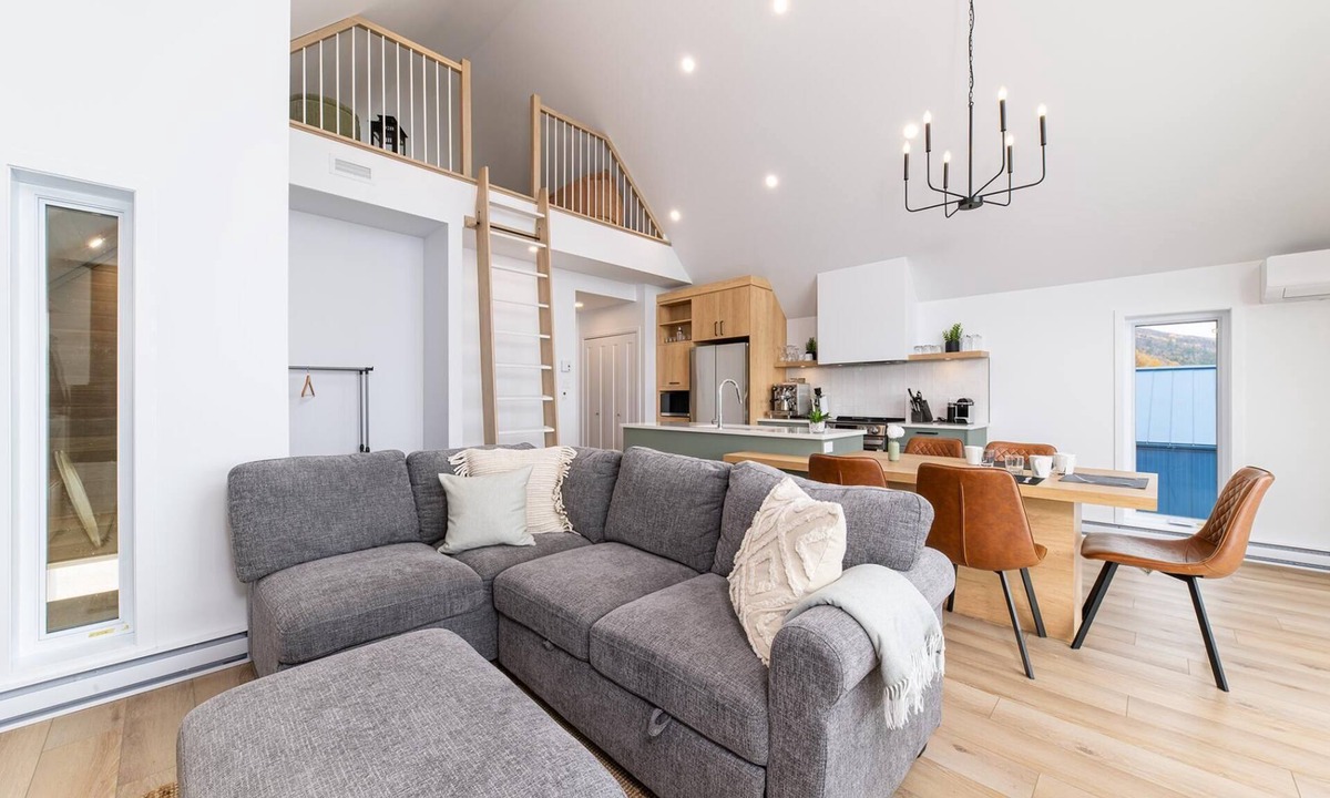 Petite-Riviere-Saint-Francois Condo | Flocon Marin 1229: Two Private Levels & Terrace