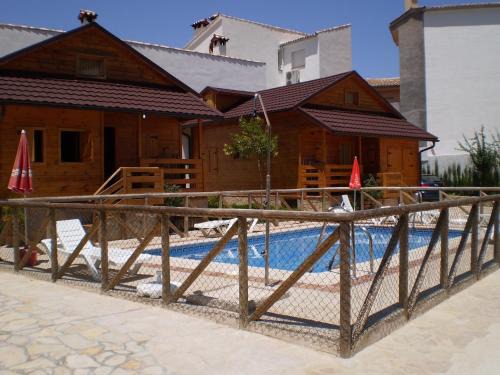 Arroyo Frio Resort | Cabañas de Madera El Rinconcillo