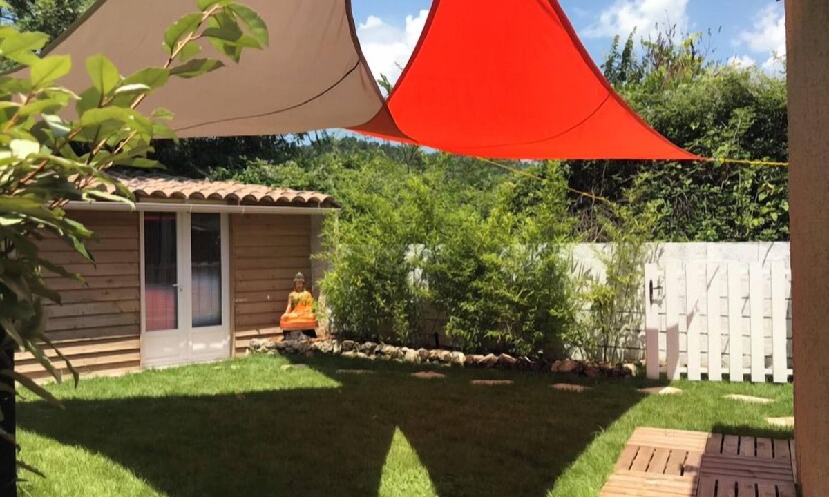 Villelaure Apartment | Cabane AUX Bambous EN Luberon