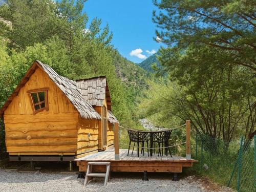 Peone Other | Cabane avec terrasse - 4 pers. - API-1-52-2134