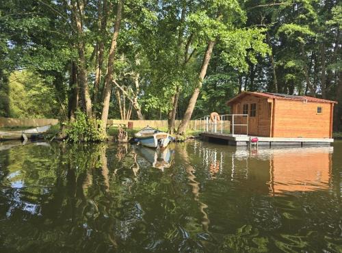 Nort-sur-Erdre Boat Rental | cabane bateau