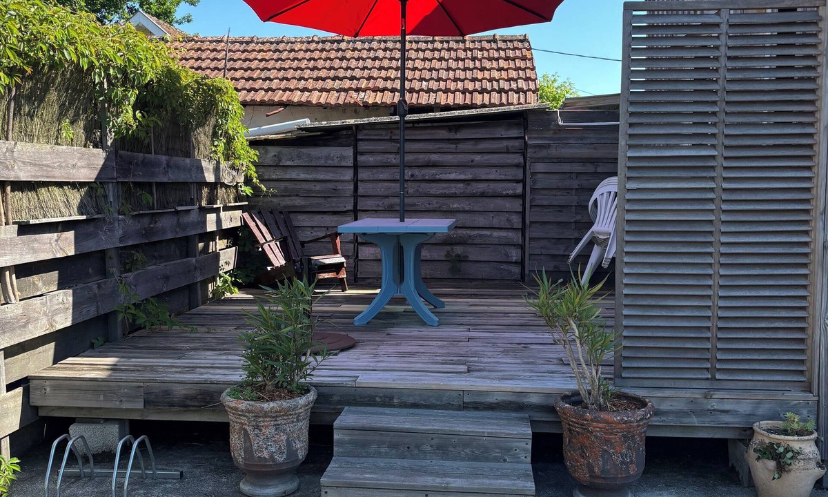 Andernos-les-Bains Cabin | Cabane Chez Flora à 500 m de la Jetée