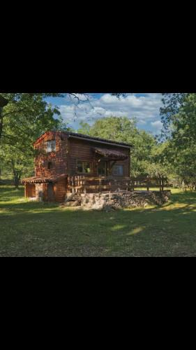 Saint-Antonin Noble Val House | Cabane en bois