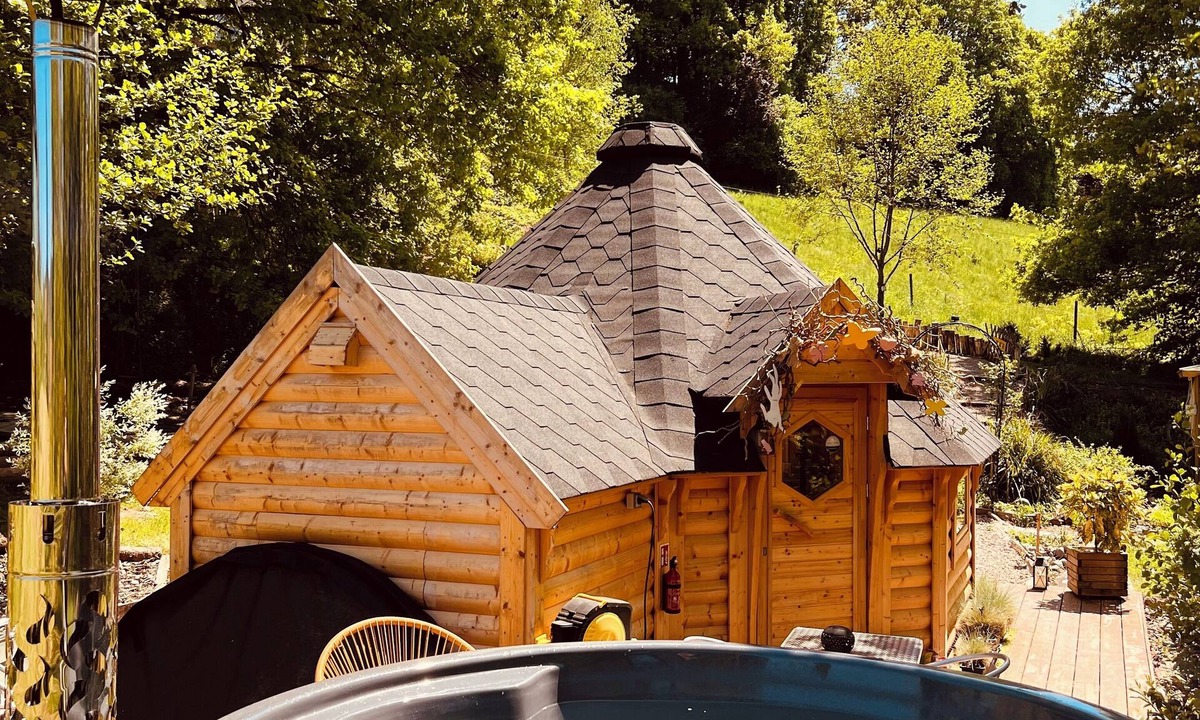Saint-Die Cottage | Cabane, Kota "désiré"