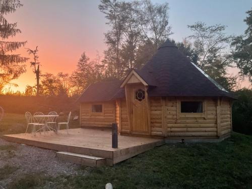Fougerolles Ski Chalet | Cabane, Kota Gri'hôtes