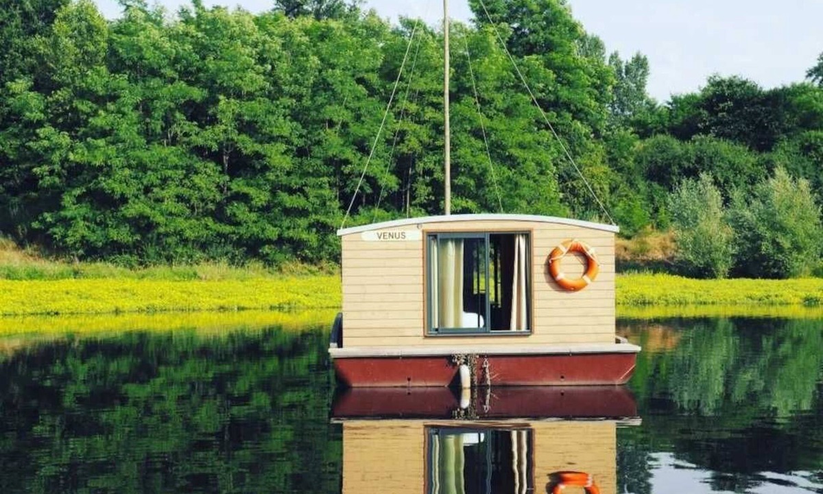 Chassenard Cabin | Cabane - Piscine - eecede