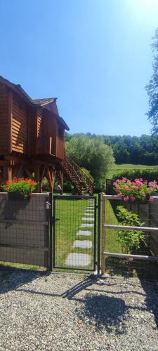 Courchavon House | Cabane romantique avec spa privatif insolite en Alsace