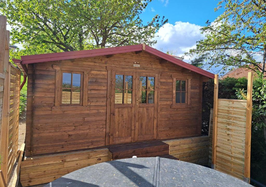 Cournon-dʼAuvergne Ski Chalet | Cabane Spa Nord'GOUIS