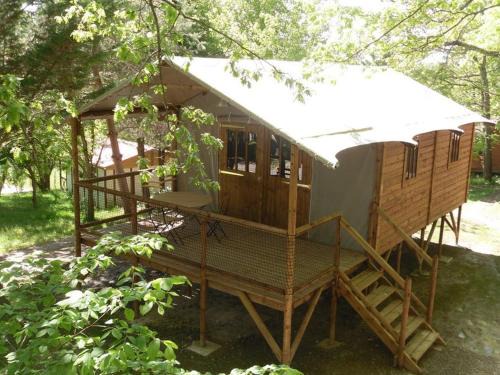 Camon Other | Cabane sur pilotis avec terrasse au calme - API-1-52-1502