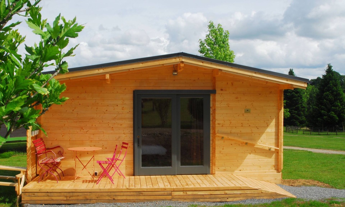 Chamberet Cabin | Cabane taboo