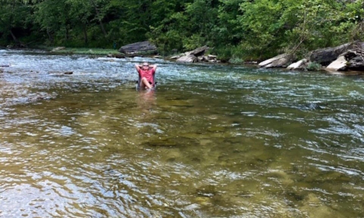 Boswell Cabin | Cabin-1/2 mile creek frontage-52 acres-fish-swim-play-kayak-Sleeps 9-2 bathrooms