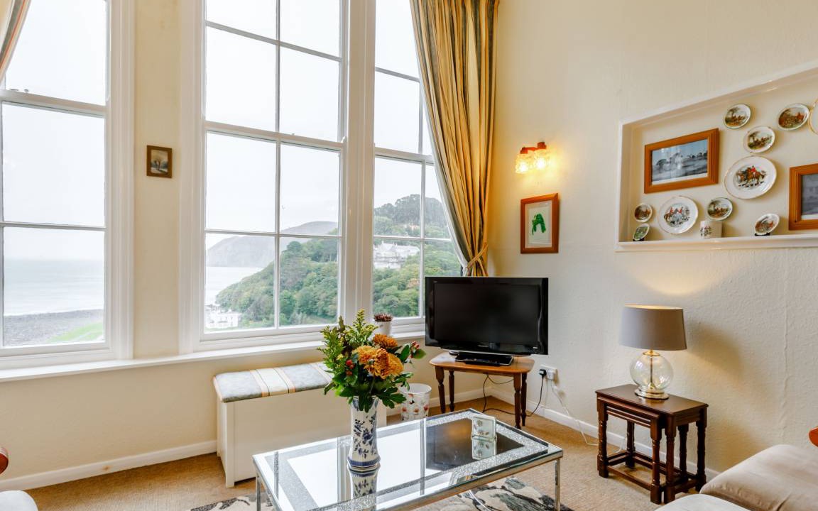 Lynmouth Cottage | Cabin ∙ 1 bedroom ∙ 2 guests