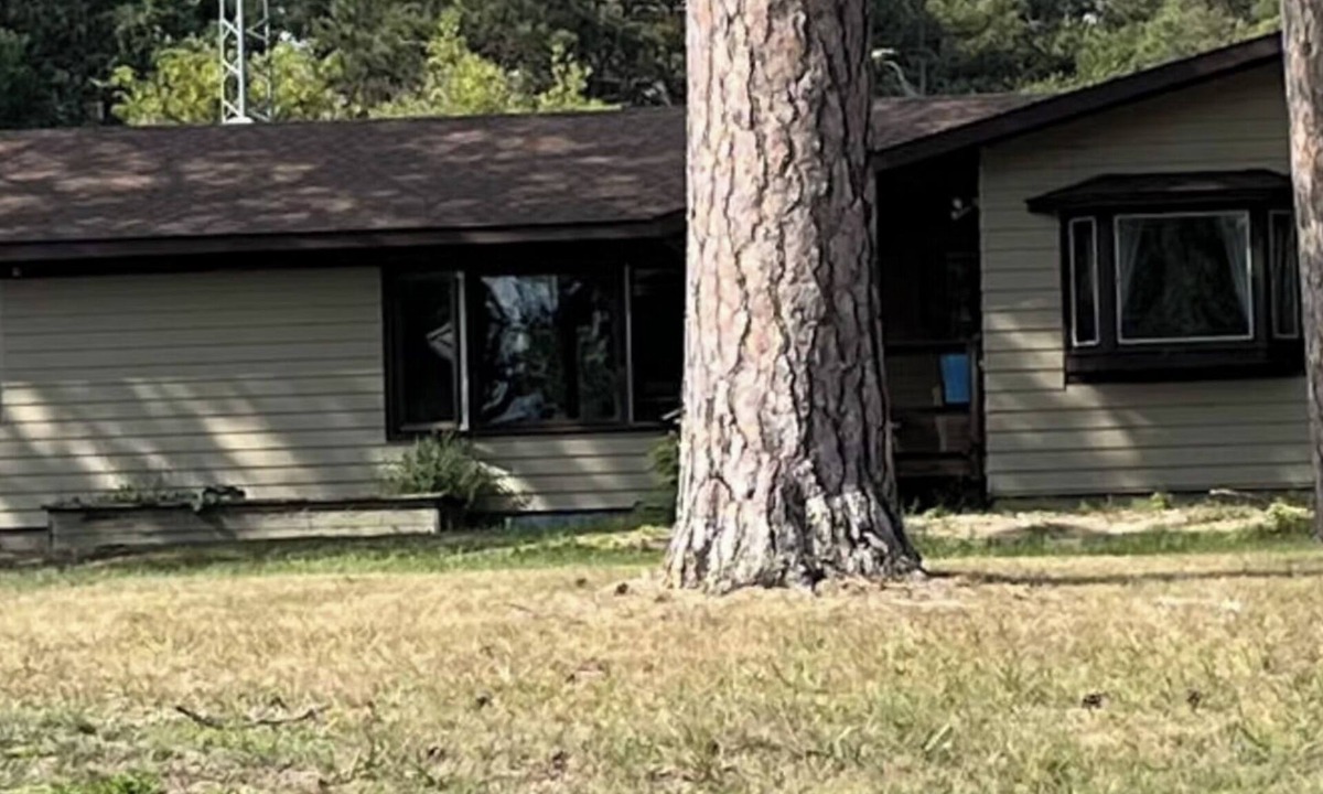 Pine River Cabin | Cabin 16 at Heath's Resort