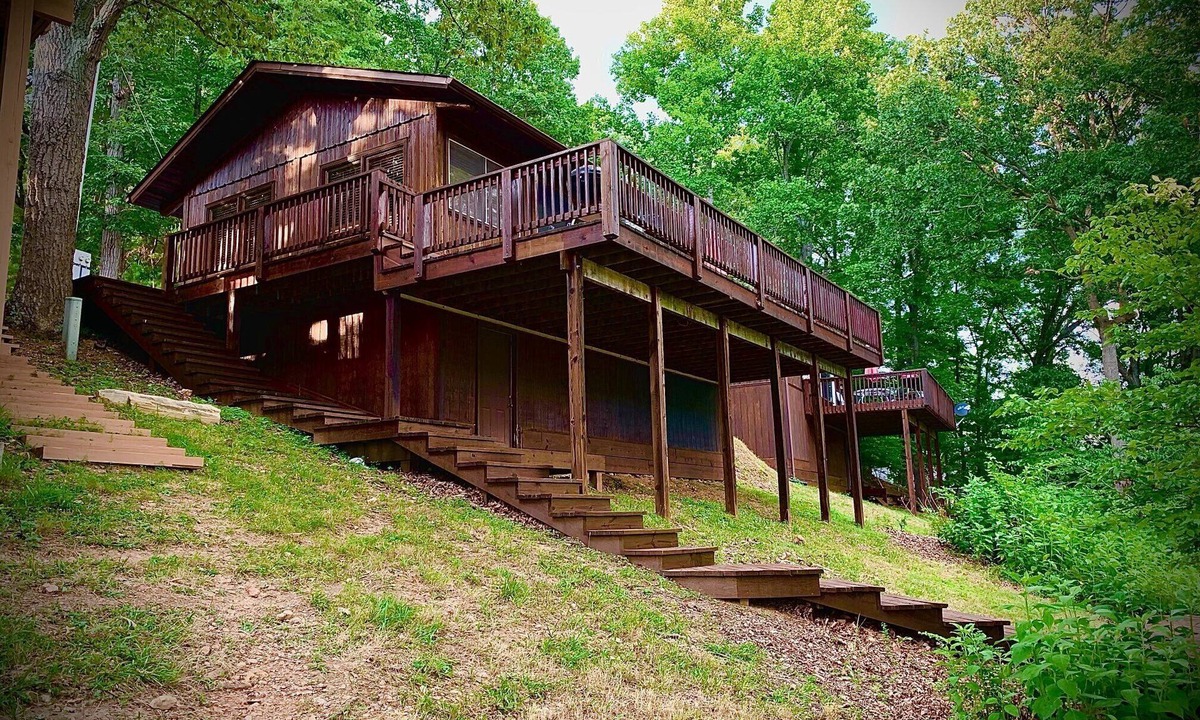 Huddleston Cabin | Cabin 2 at Cedar Key - Serene waterfront setting/No wake cove/Dog friendly!