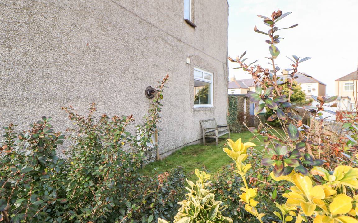 Amble Cottage | Cabin ∙ 2 bedrooms ∙ 4 guests