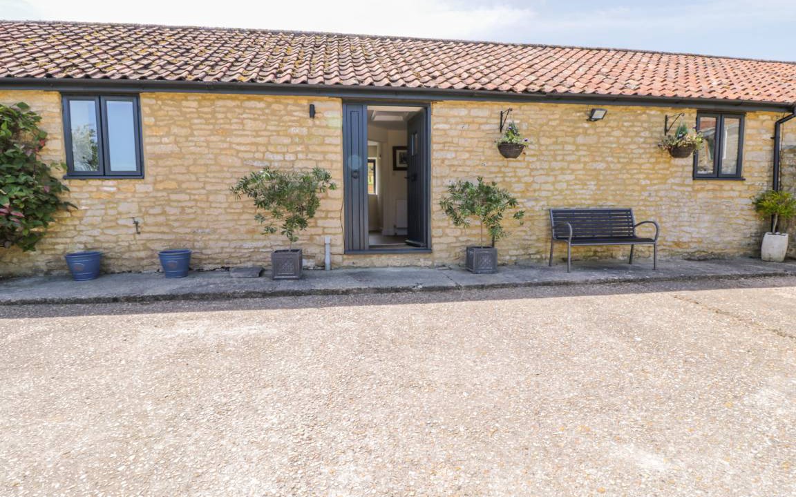 Charlton Horethorne Cottage | Cabin ∙ 2 bedrooms ∙ 3 guests