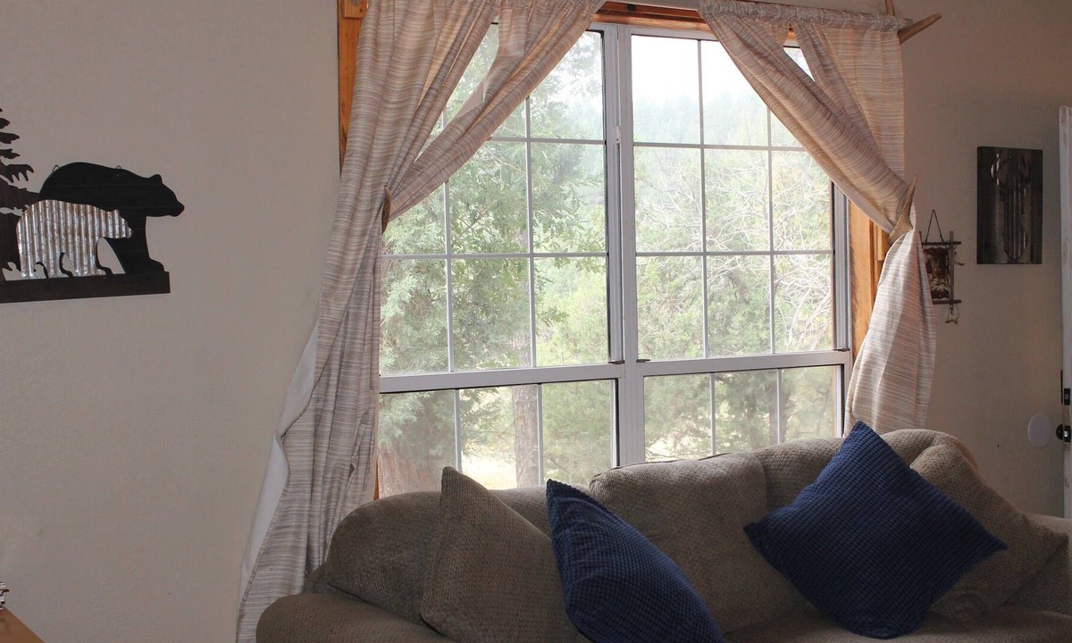Sacramento Cabin | Cabin #3 Clean Cozy Cabin next to Lincoln National Forest