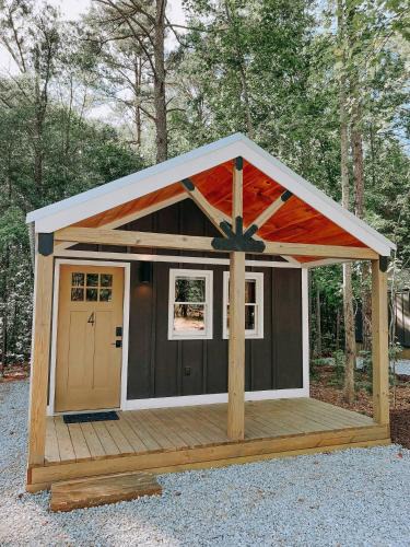 Hartwell Other | Cabin #4 Studio with Kitchenette