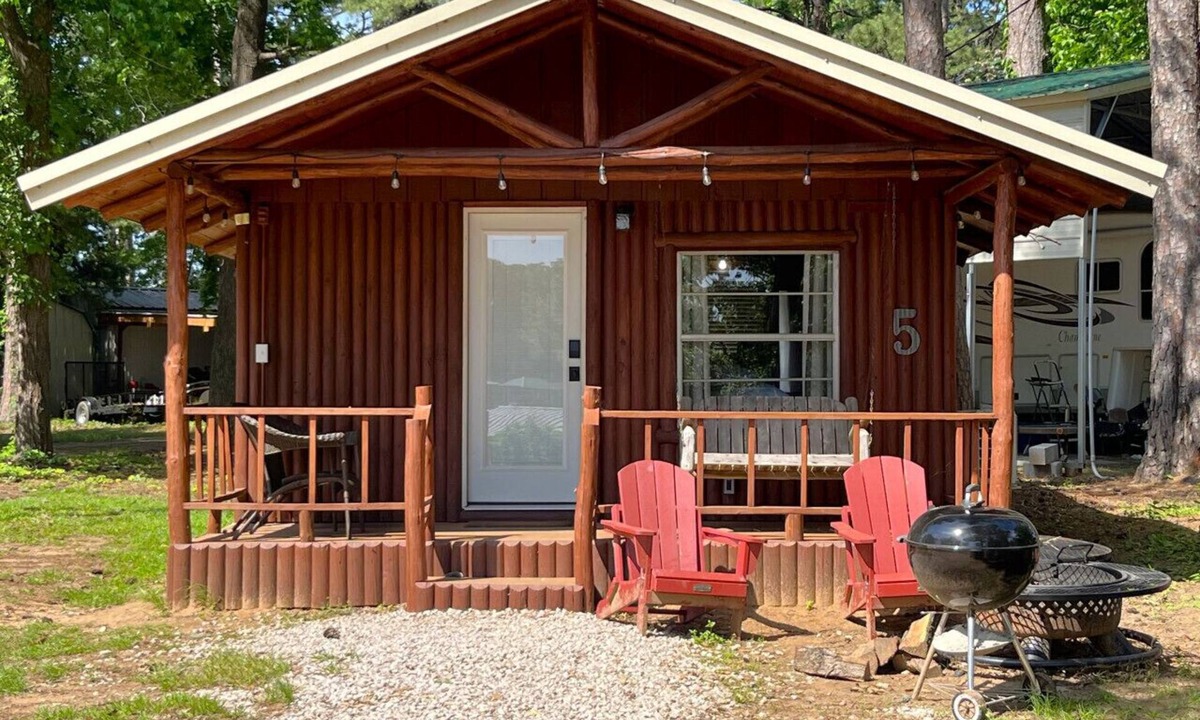Hemphill House | Cabin 5 Waterfront Cedar Cabin, Deck