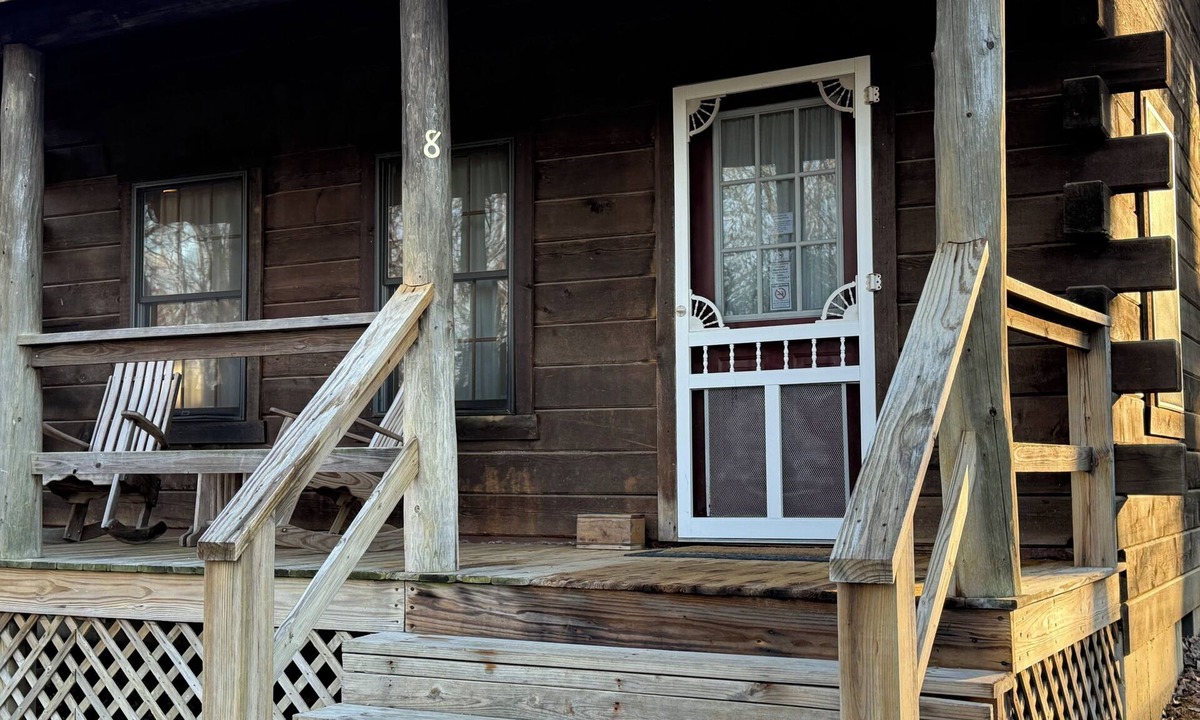 West Union Cabin | Cabin 8 Celebration