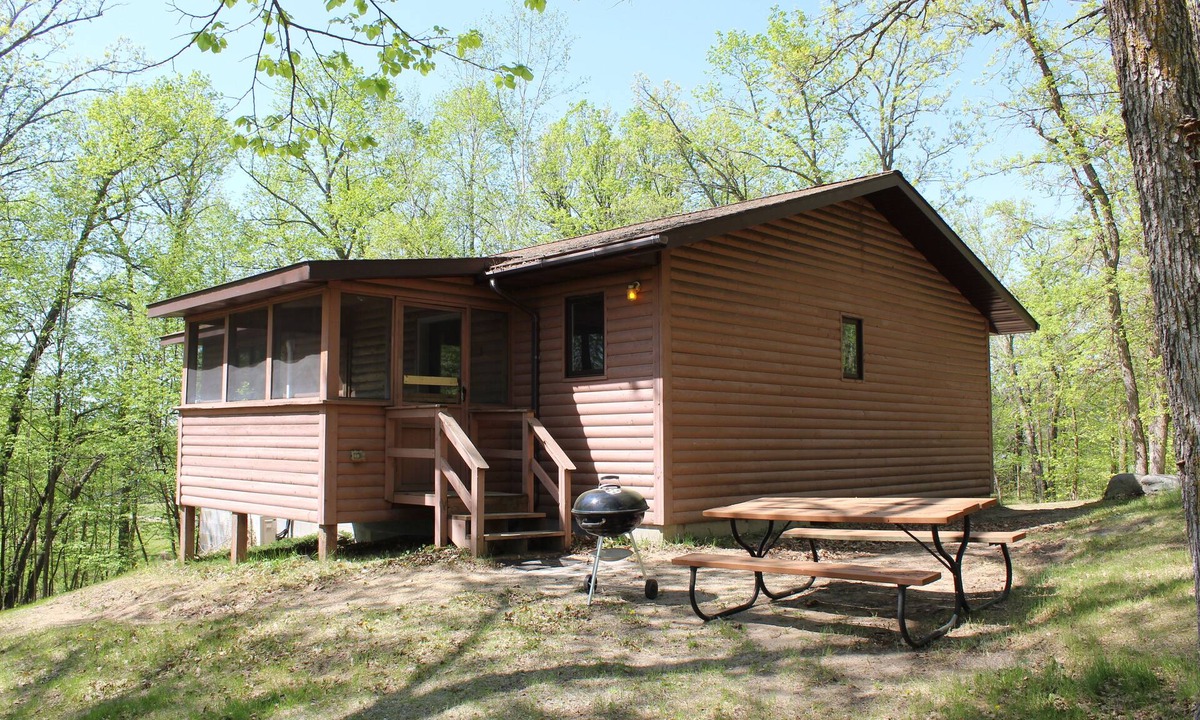 Park Rapids Cabin | Cabin #9 Cozy Lakefront Cabin