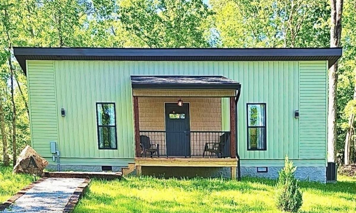 Crossville Cabin | Cabin A - Basses Creek Cabins - Nature, Golf, swim, hike!