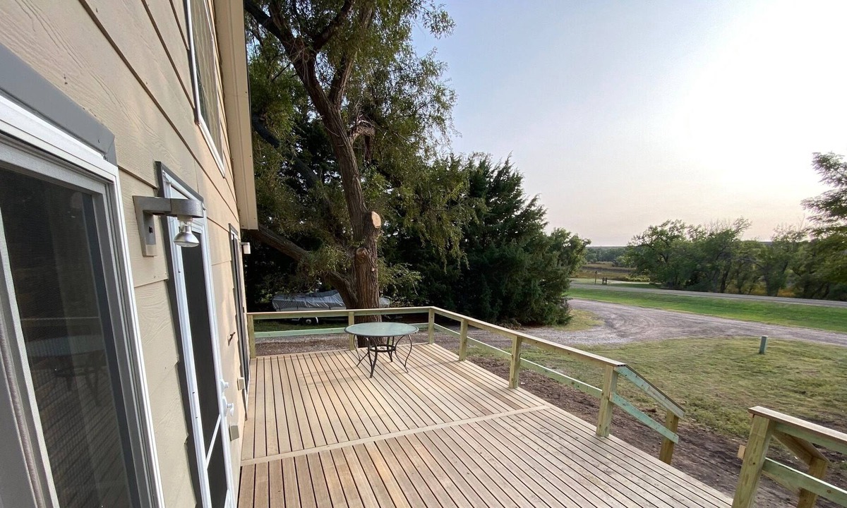 Scott City House | Cabin at Lake Scott