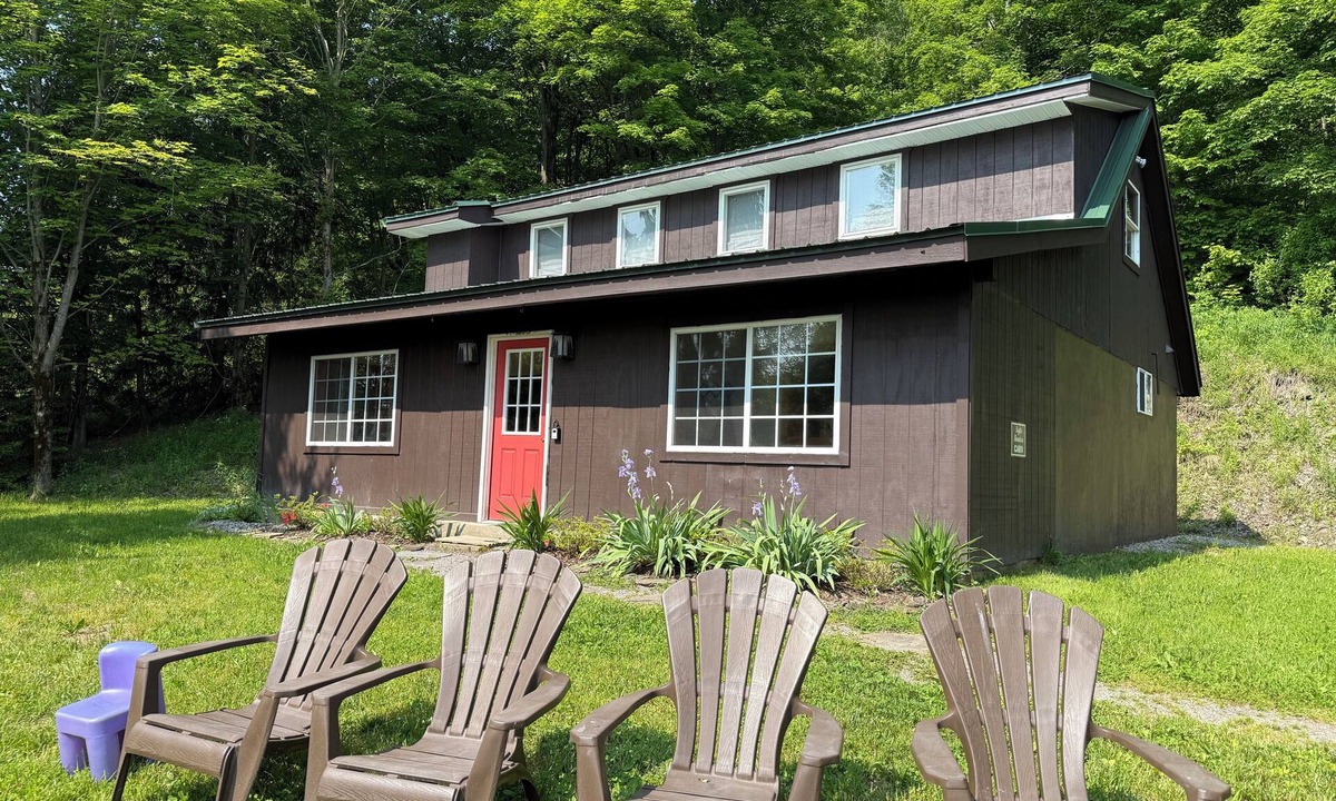 New Woodstock House | Cabin at Mystic Mountain