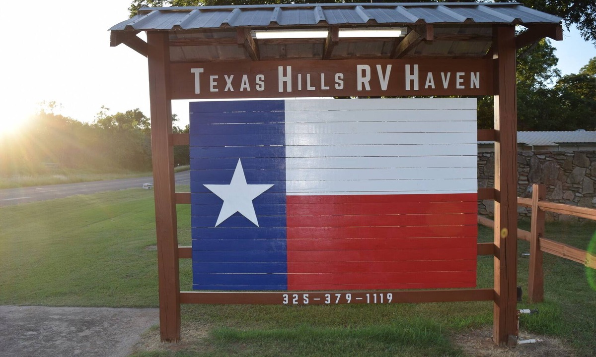 Tow Cabin | Cabin at Texas Hills RV Haven on Lake Buchanan