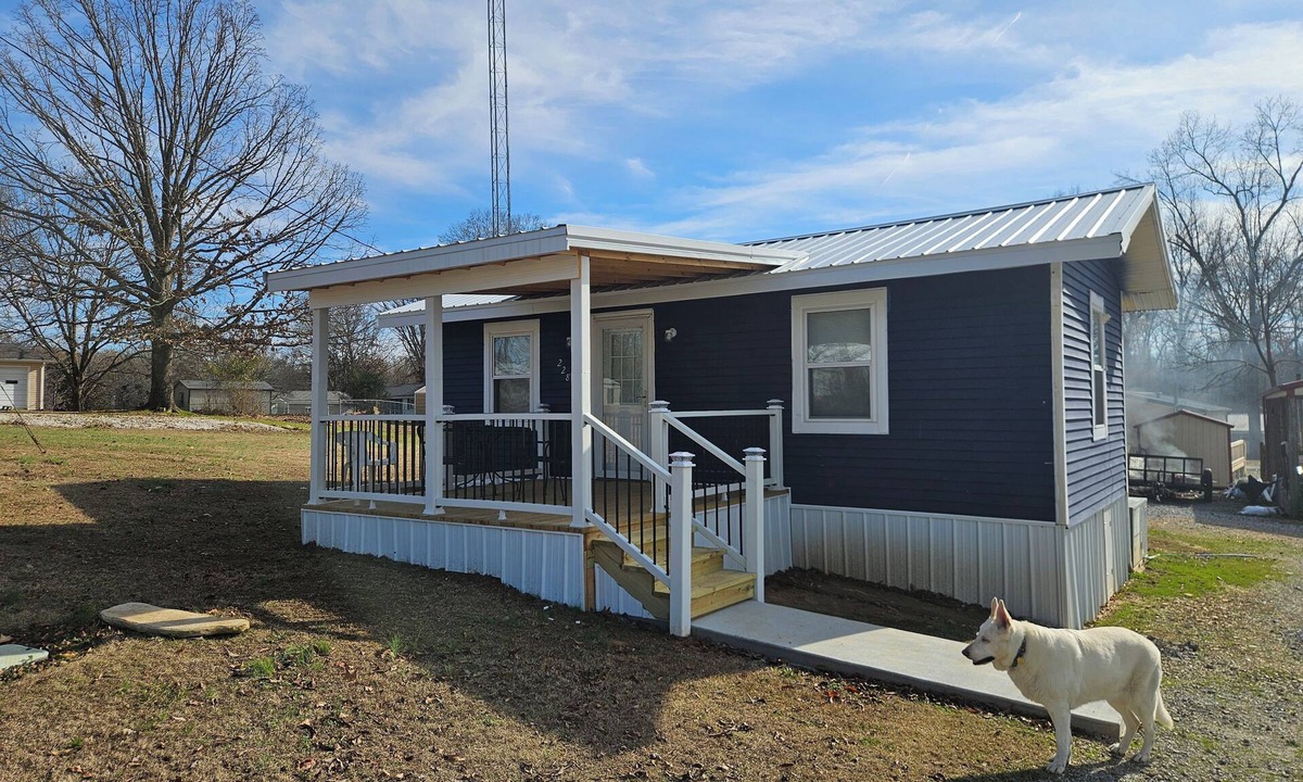 Springville House | Cabin close to kentucky lake