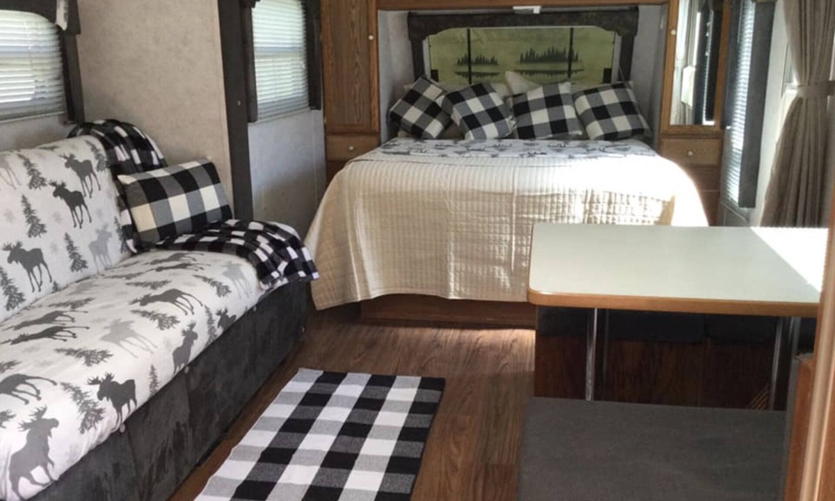 Guernsey House | Cabin Fever Reliever