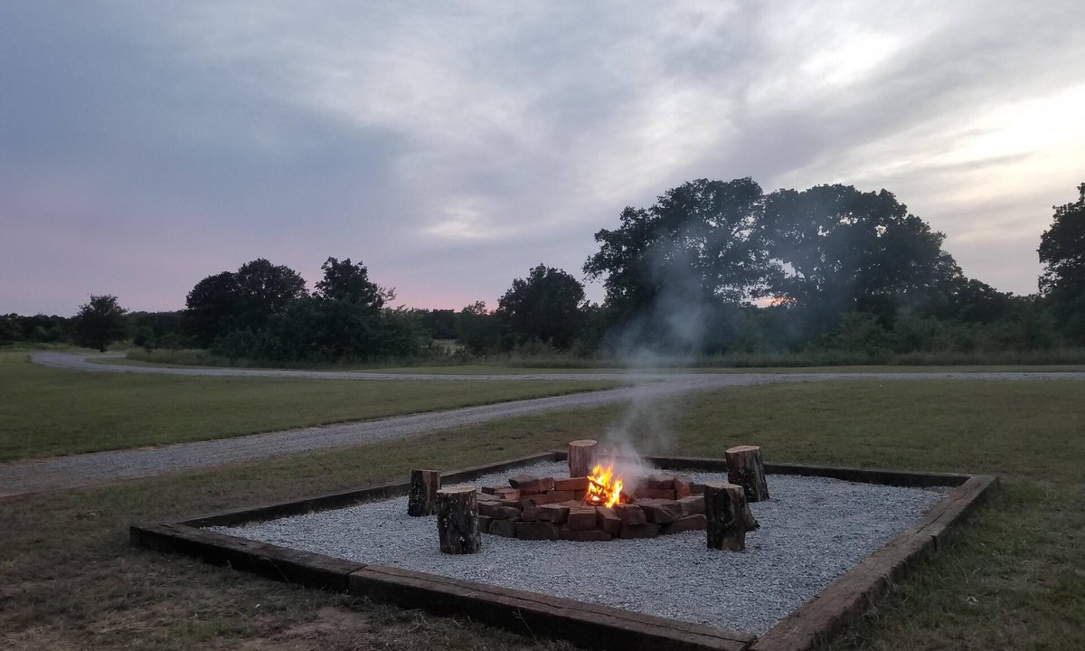 Bokchito Cabin | Cabin for two on 160 Acres,less than 20 min from Choctaw Casino Durant OK