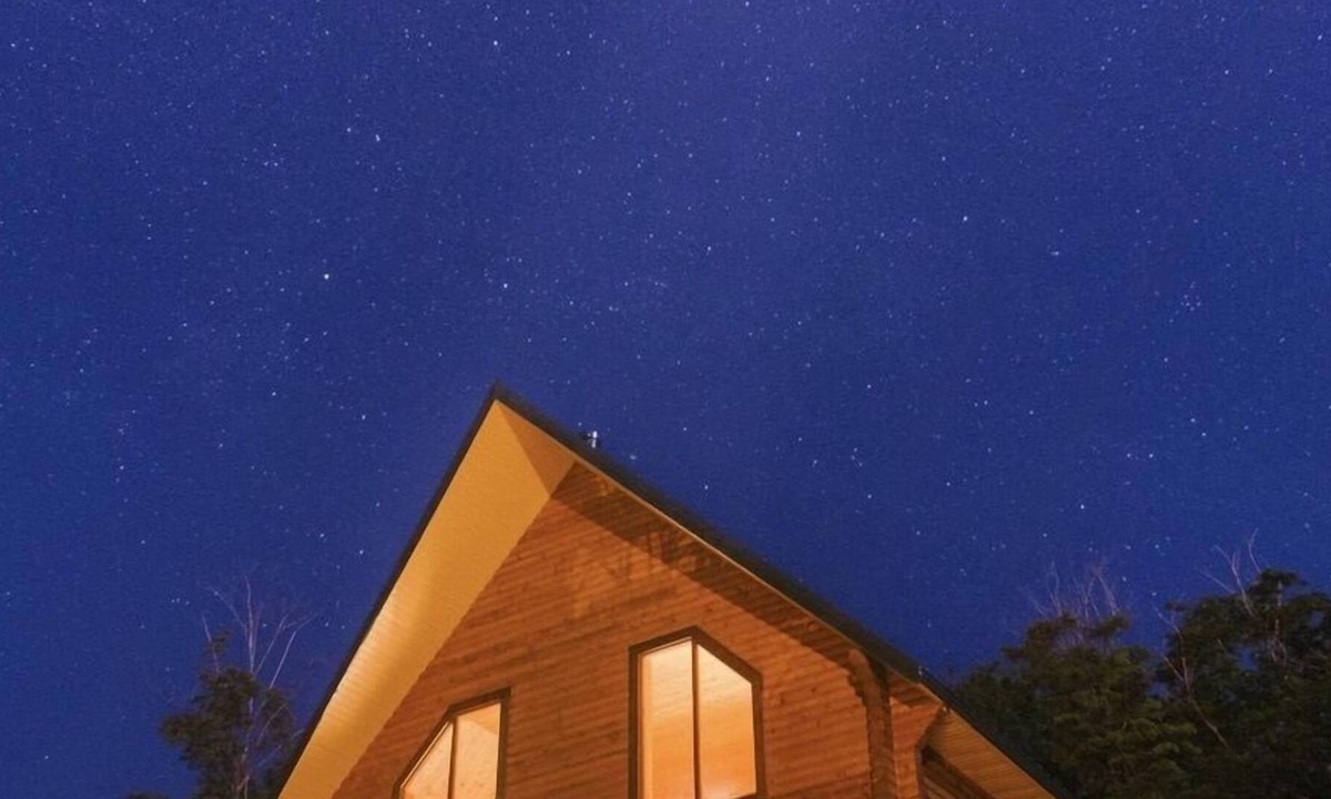 Saint-Paul-de-Montminy Ski Chalet | Cabin in the Appalachian Hiking Trails