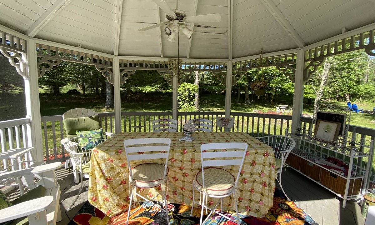 Rhinebeck House | Cabin in the Cottage