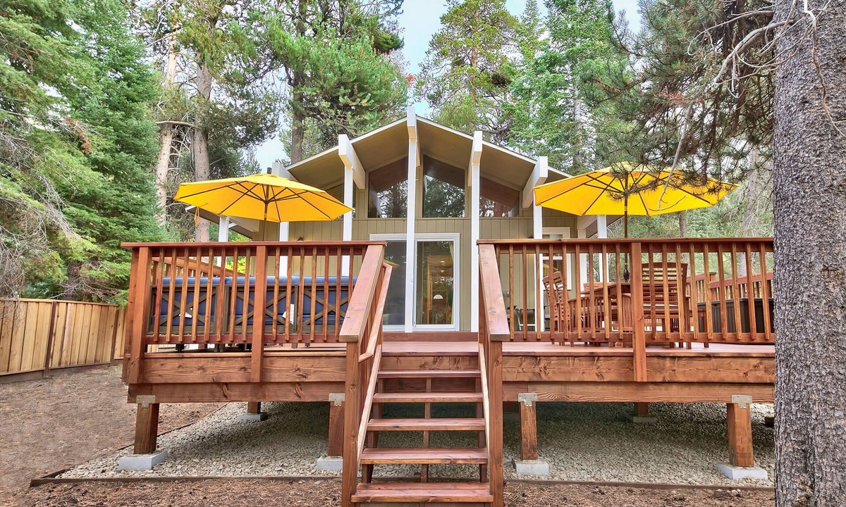 Country Club Estates Cabin | Cabin Nestled Among the Tall Pine