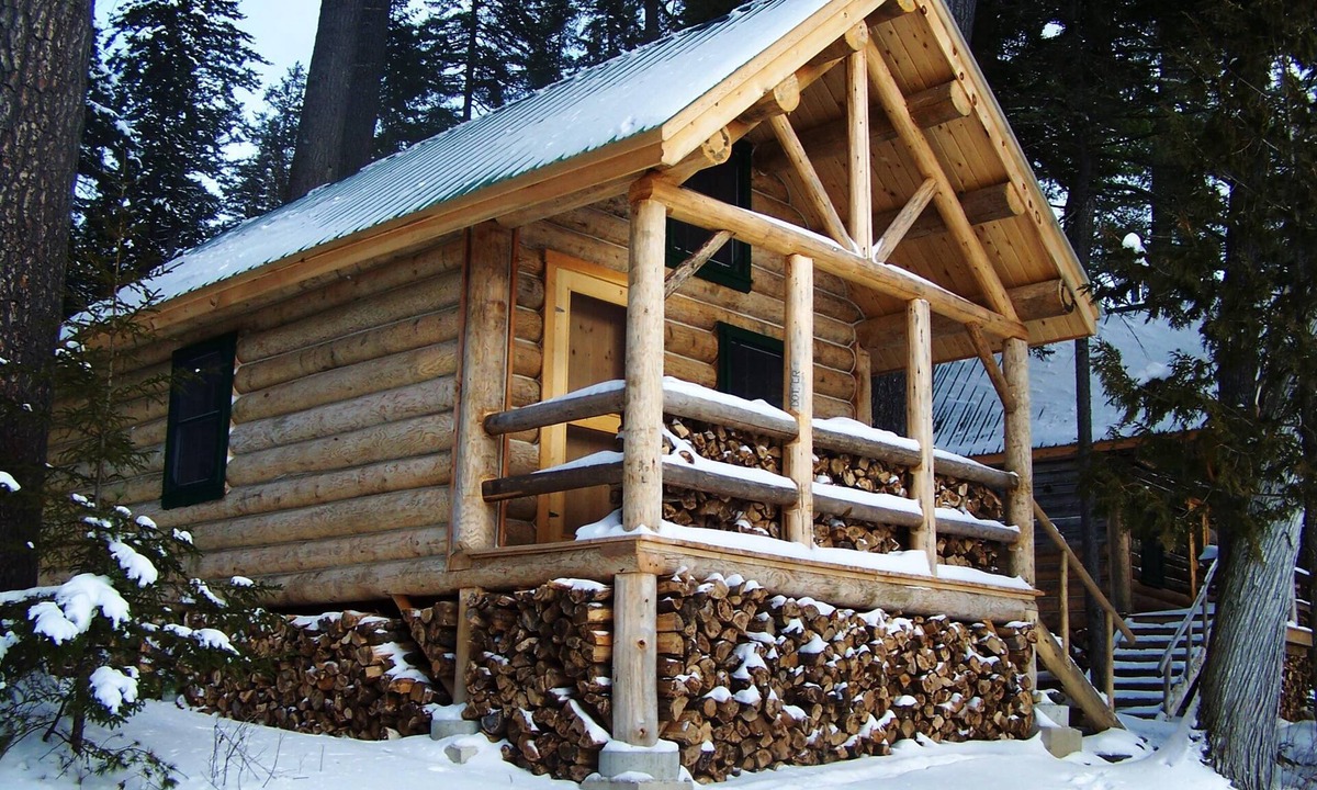 Monson House | Cabin, Queen Bed, 2 Bunks, Shared Bathroom