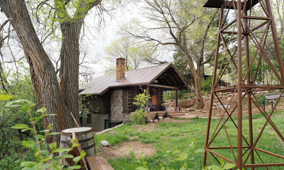 Glenwood Springs Cabin | Cabin River Front