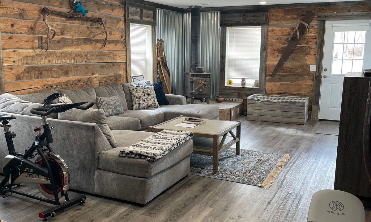 Challis House | Cabin style home