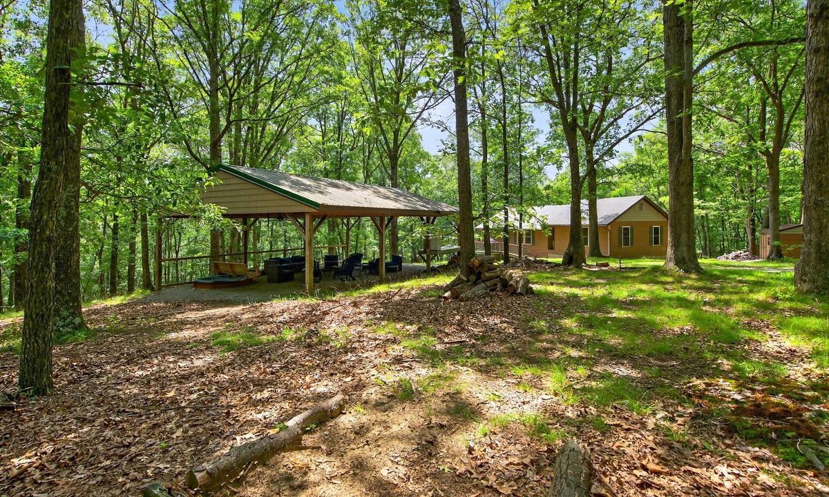 South Fork Ski Chalet | Cabin w/hot tub, deck & fire pit