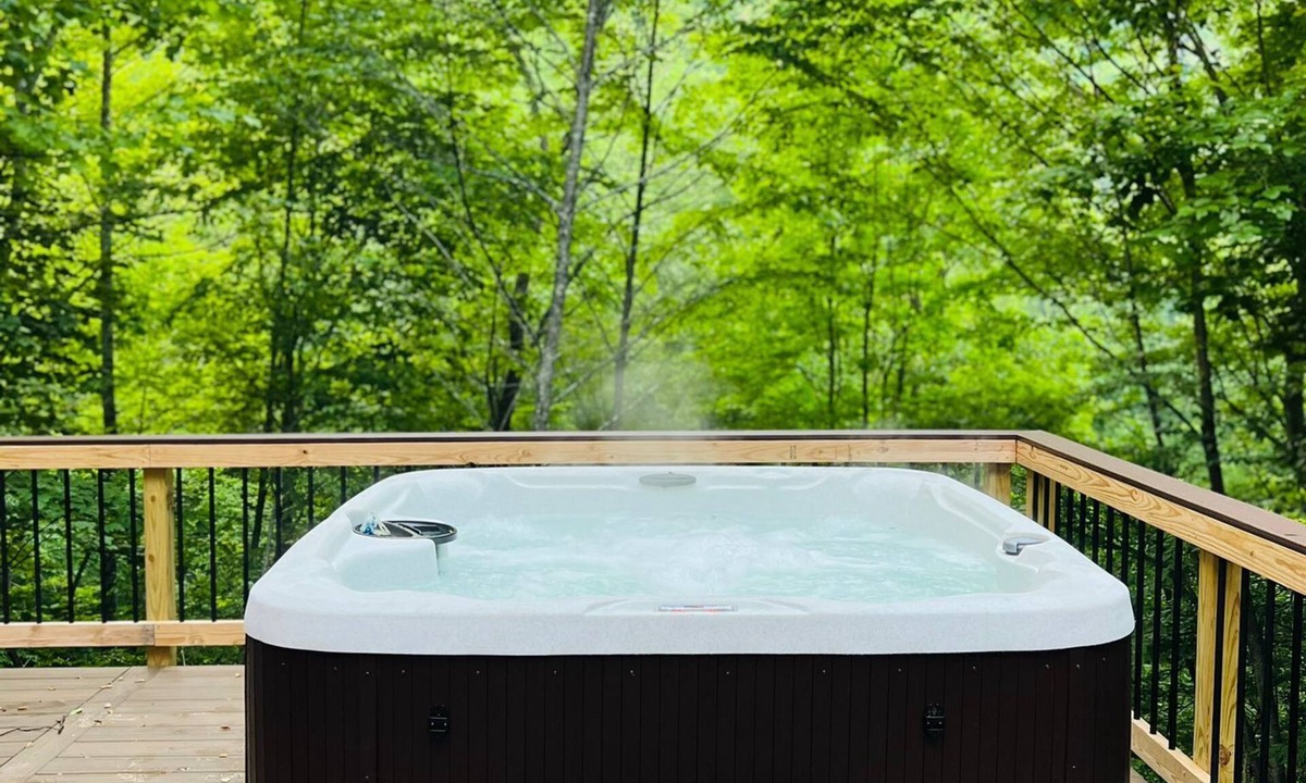 Edray Cabin | Cabin with Hot tub in Minehaha Springs
