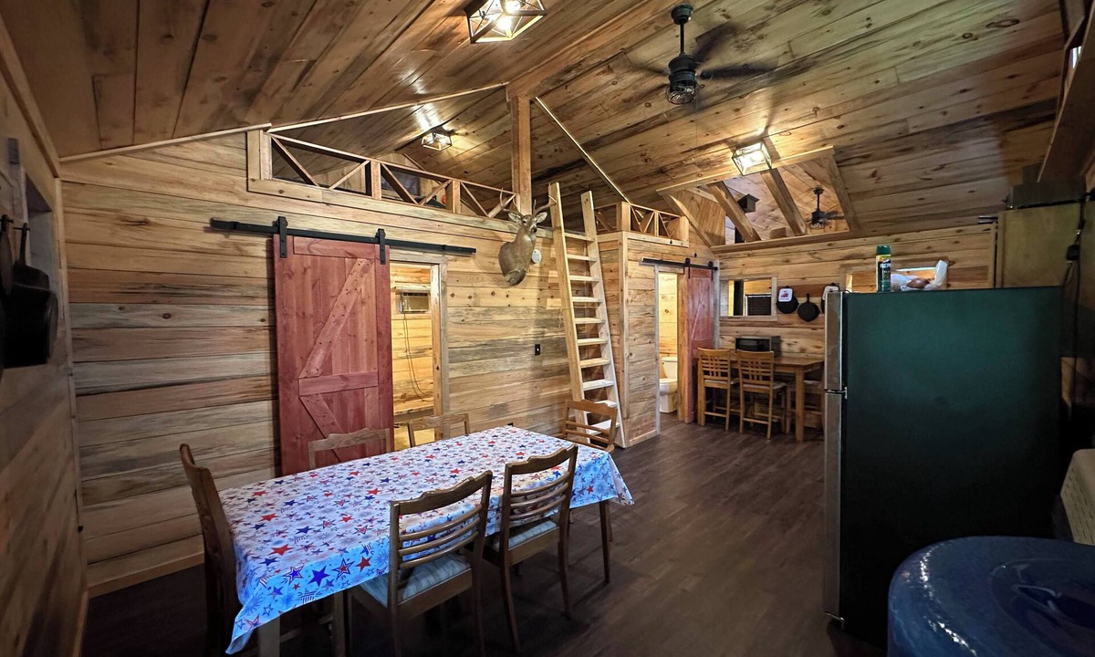 Huey Cabin | Cabin with river access