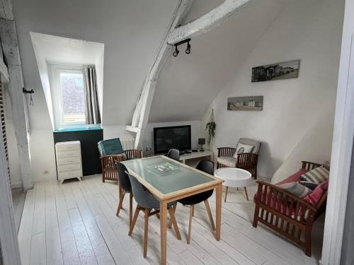 Fecamp Apartment | Cabine du Capitaine 5