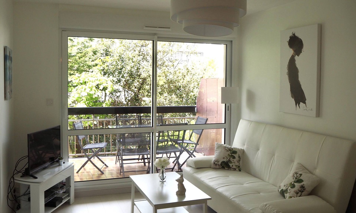 Cabourg Apartment | Cabourg: Beautiful 2-bedroom apartment for 4 people - 100m from the sea with terrace