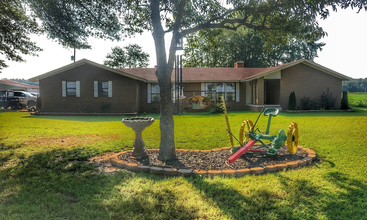 Wynne Other | Cache Landing Lodge