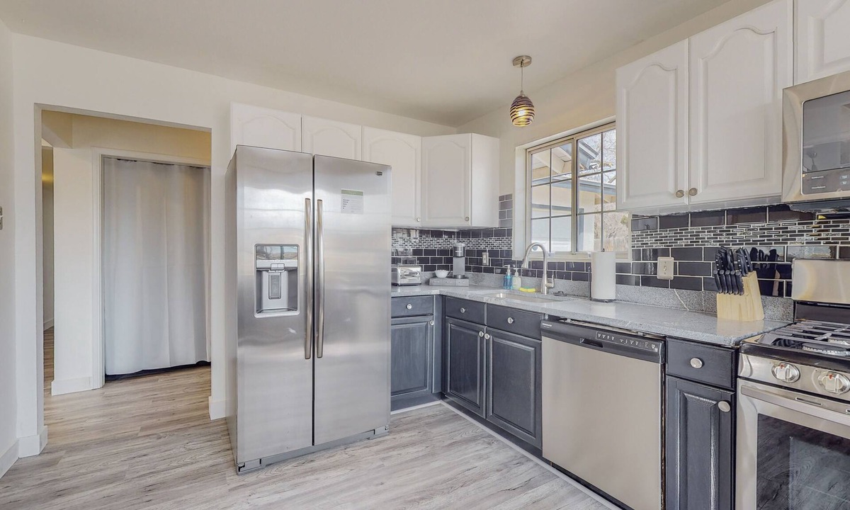 Northeast Heights House | Cactus Hills, Mountain View and Hiking Nearby