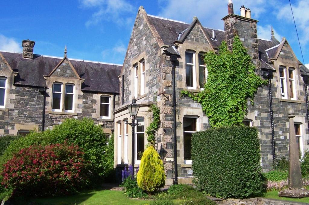 Innerleithen House | Caddon View Country Guest House