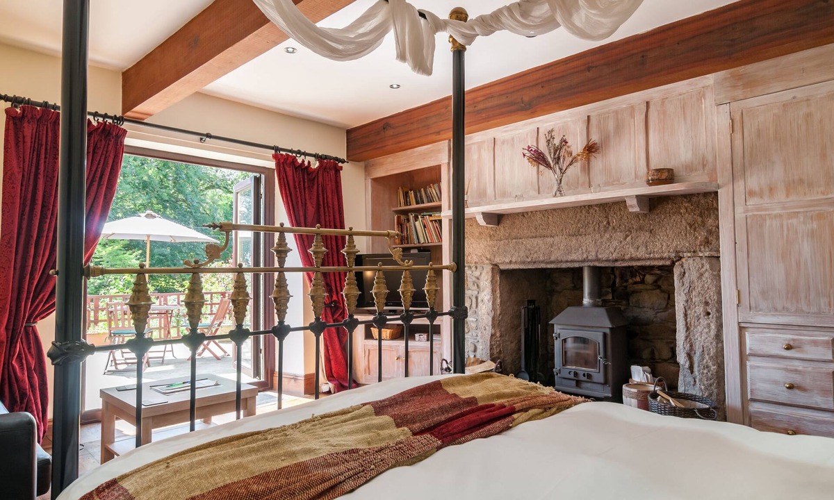 Ermington House | Cadleigh Manor B&B