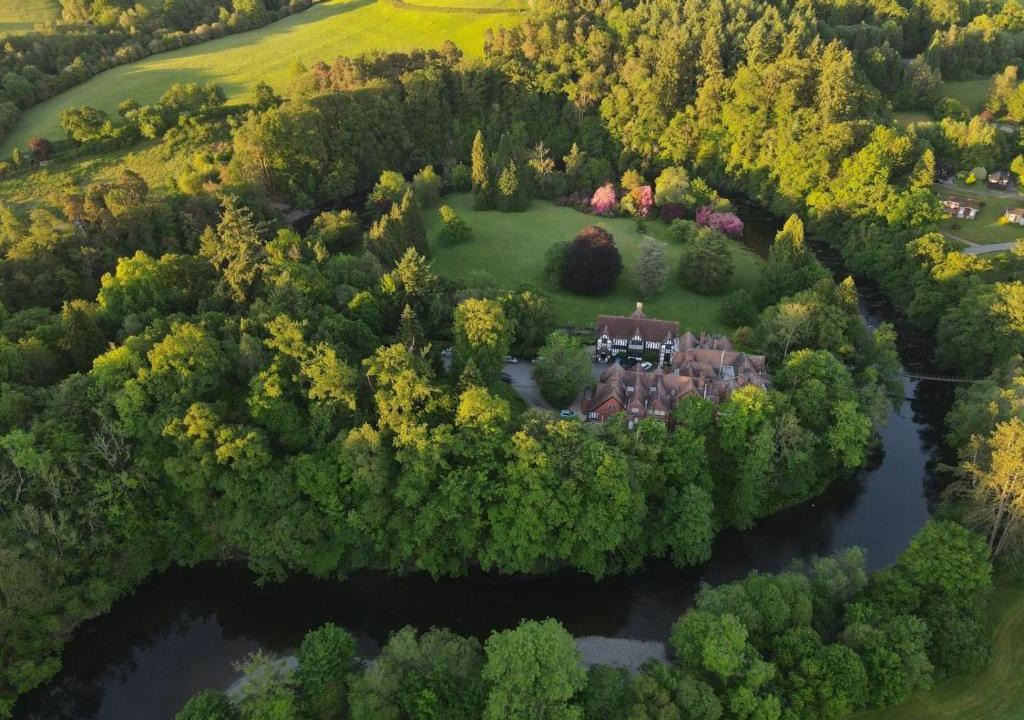 Builth Wells Hotel | Caer Beris Manor House B&B