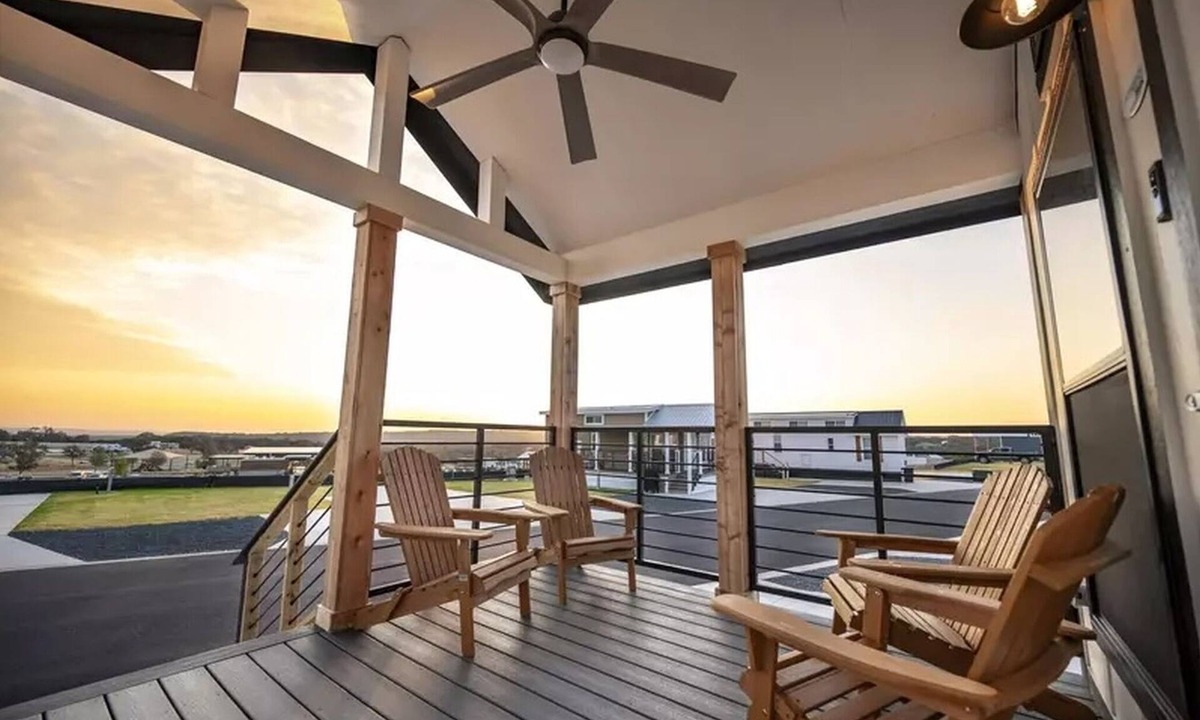 Fredericksburg House | Cafe & Cabernet: A High-End Resort Luxury Retreat